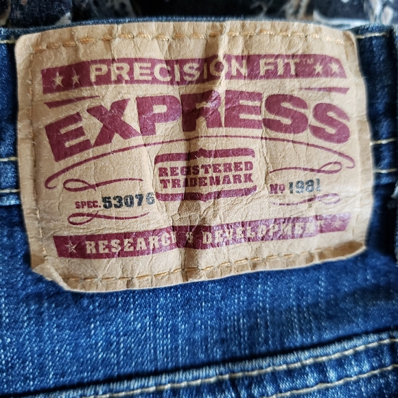 Express Super Low Rise Flare Leg Jeans - Picture 9 of 9